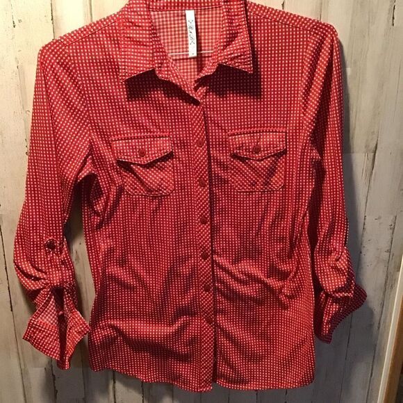 Blouse pretty red with white polkadot by R & B. Size medium ￼ - Picture 1 of 4